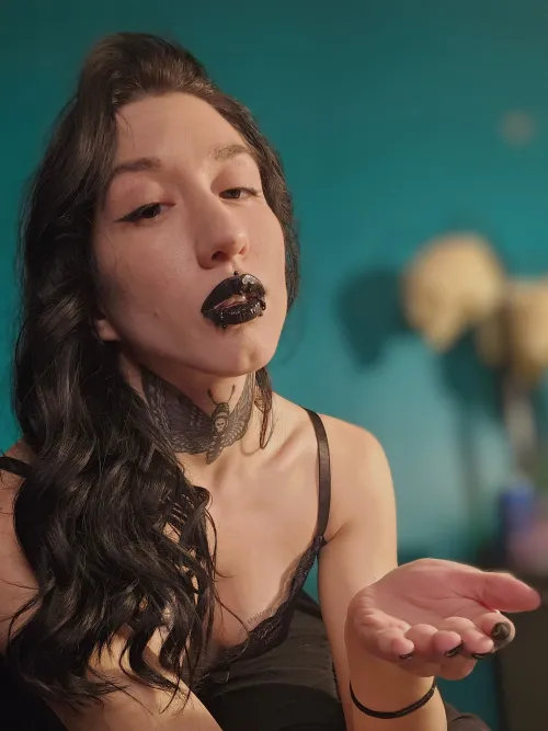 Don't be shy silly Puppet, youre only torturing yourself by staying away