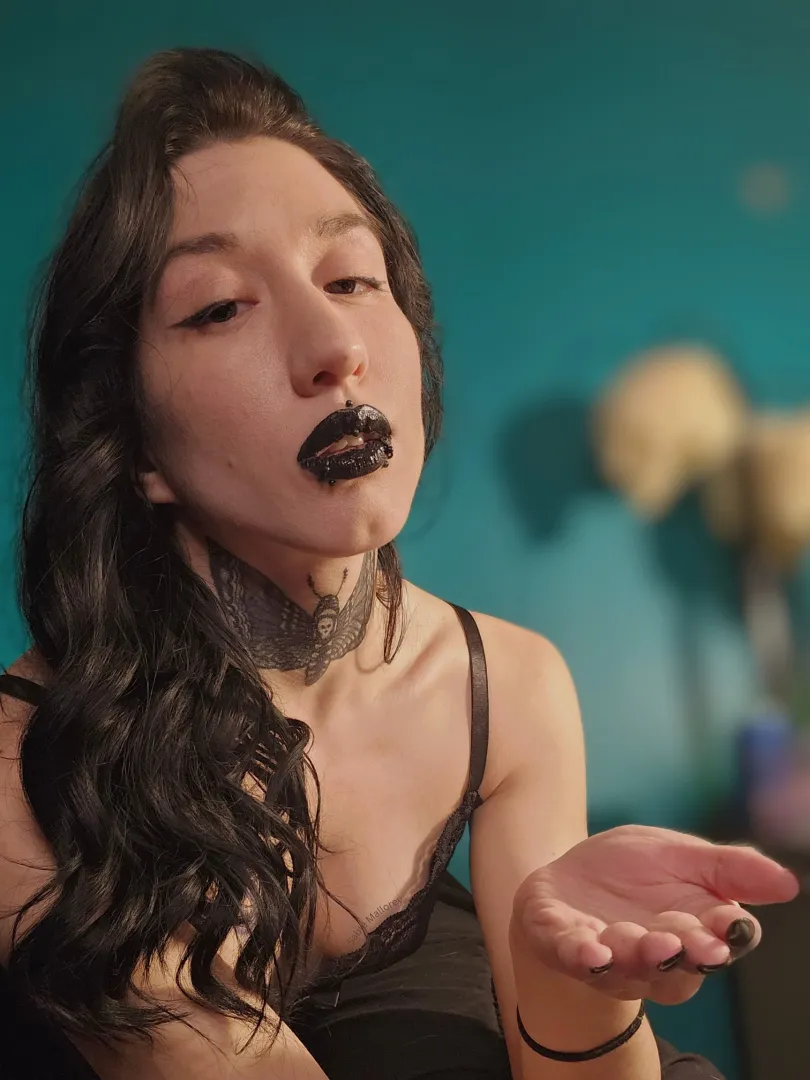 Don't be shy silly Puppet, youre only torturing yourself by staying away