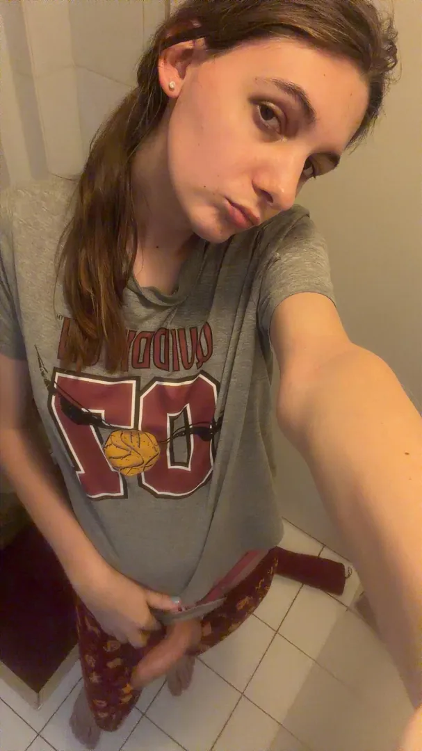 dont be such a tease babe look what you did now get down here ur fixing this