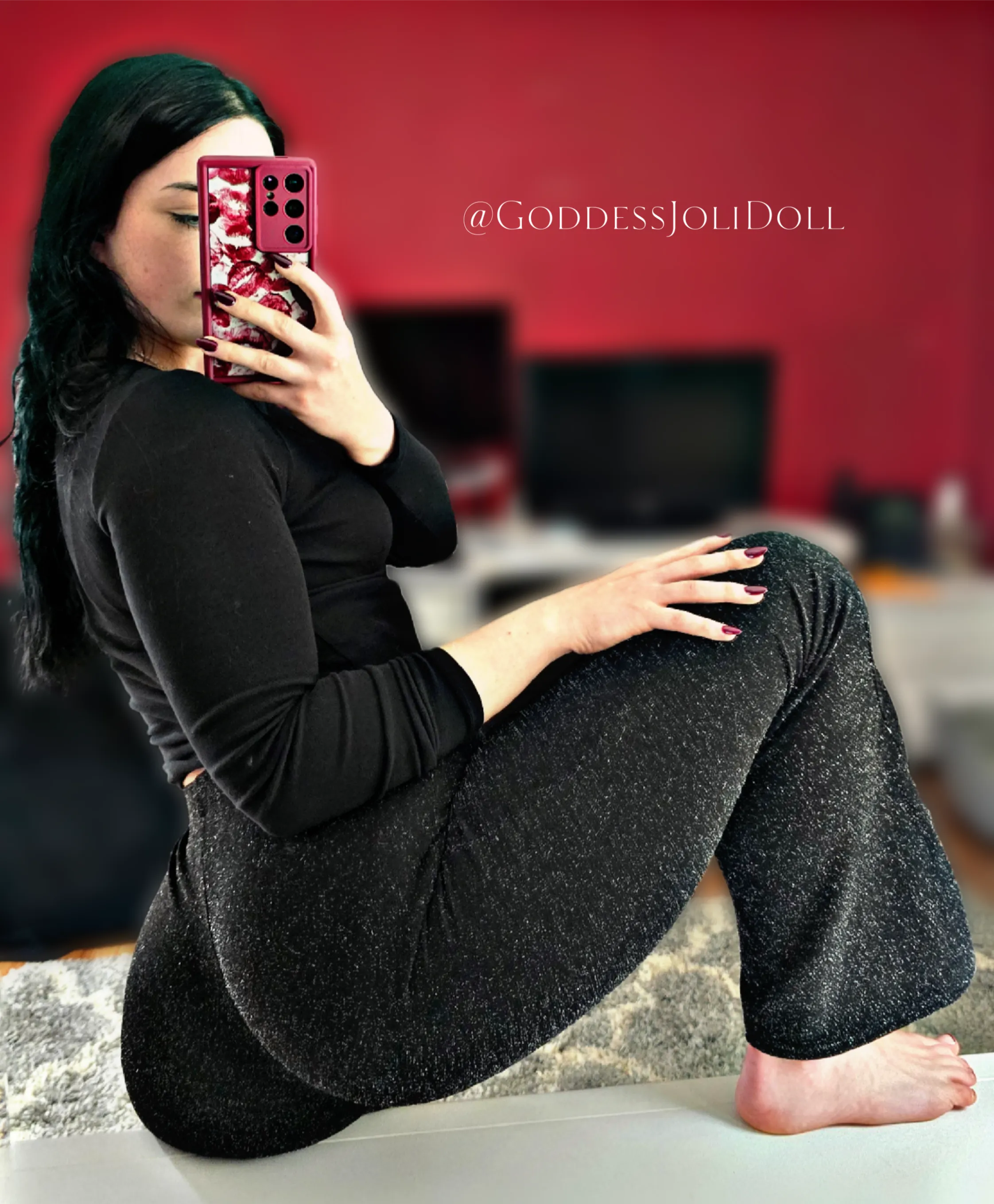 Don't write to me to tell me I'm beautiful, I already know that. Write to me to tell me how much you've transferred. I want to feel your financial despair as you empty your account to satisfy my darkest whims.