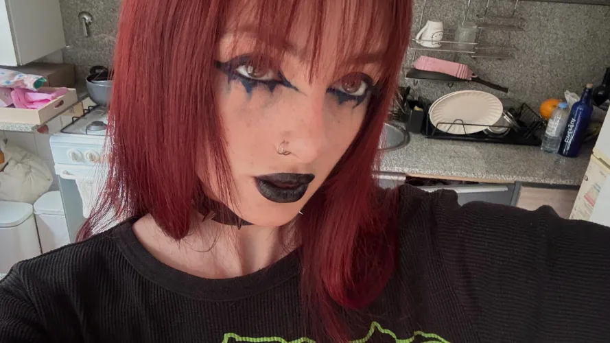 Down for fwb vibes if you can host reply on lg: ,.Iunarumes`.