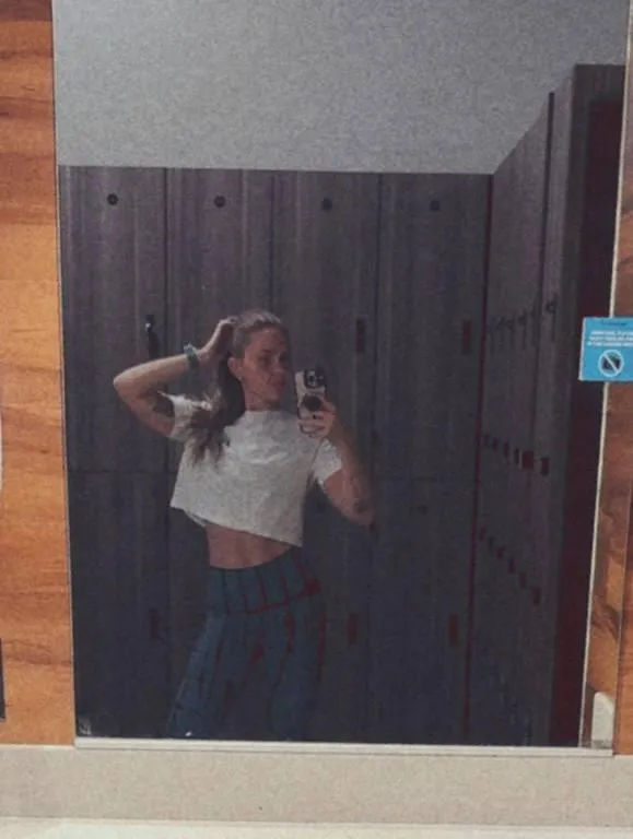 Easy to notice, hard to ignore 