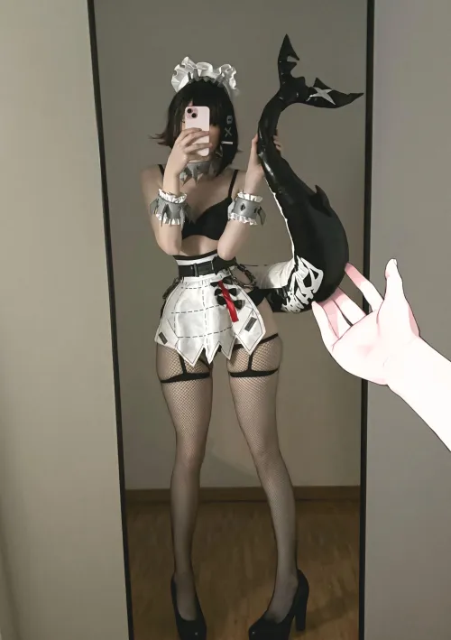 Ellen Joe activated Glacial Omen just to freeze your gaze on her skirt [F]