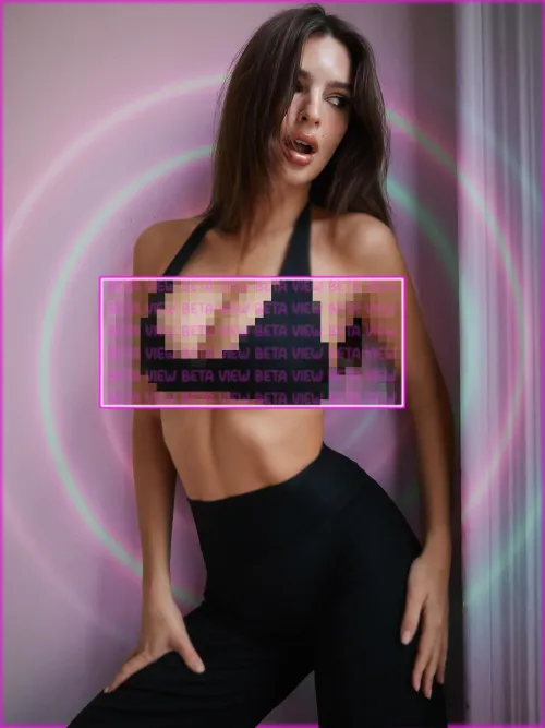 Emily Ratajkowski - Beta View