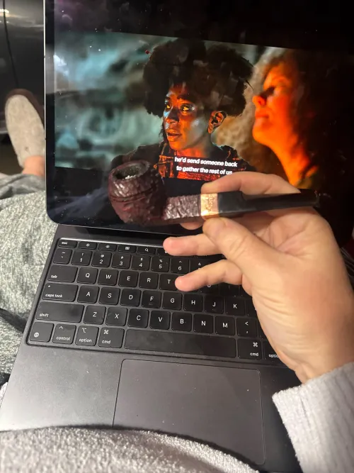 EMP in my Christmas pipe while watching Rings of Power.