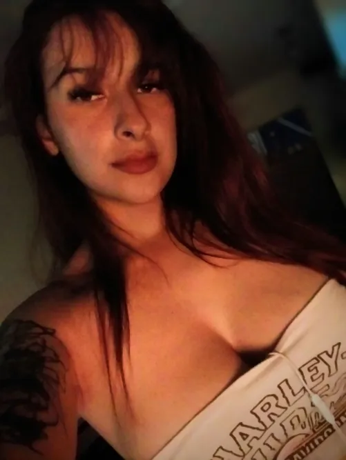 Envio nudes a cualquier chico que reaccione (los mando al instante)