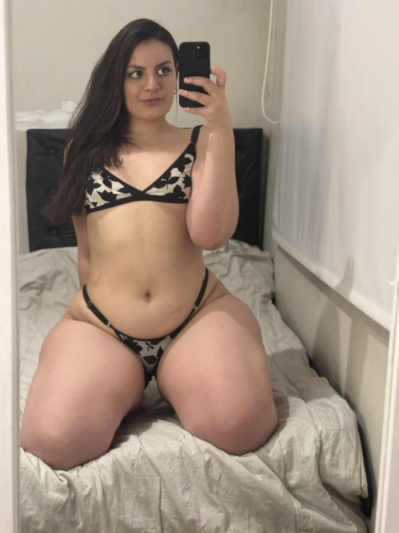 Est-ce que mes courbes te donnent envie de plus ?