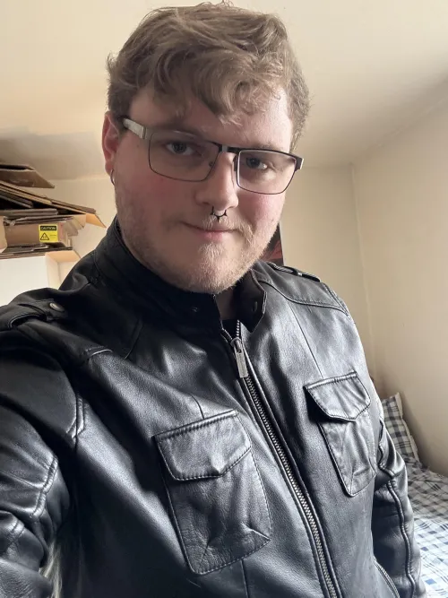 Ethical findom daddy looking to build something long-term with a sub