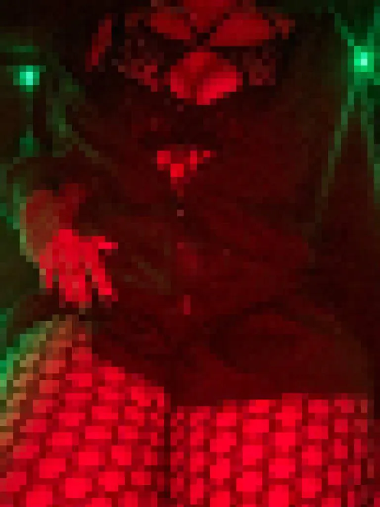 Even pixelated you can see the body's perfect and can feel your brain turning to mush.