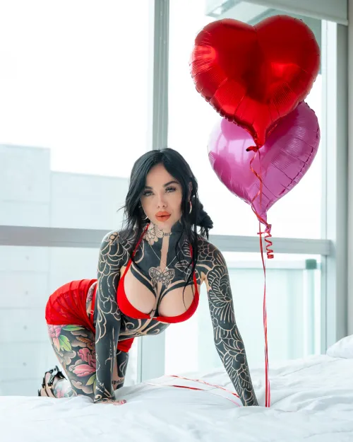 ever tittyfuck a big tiddy goth girl?