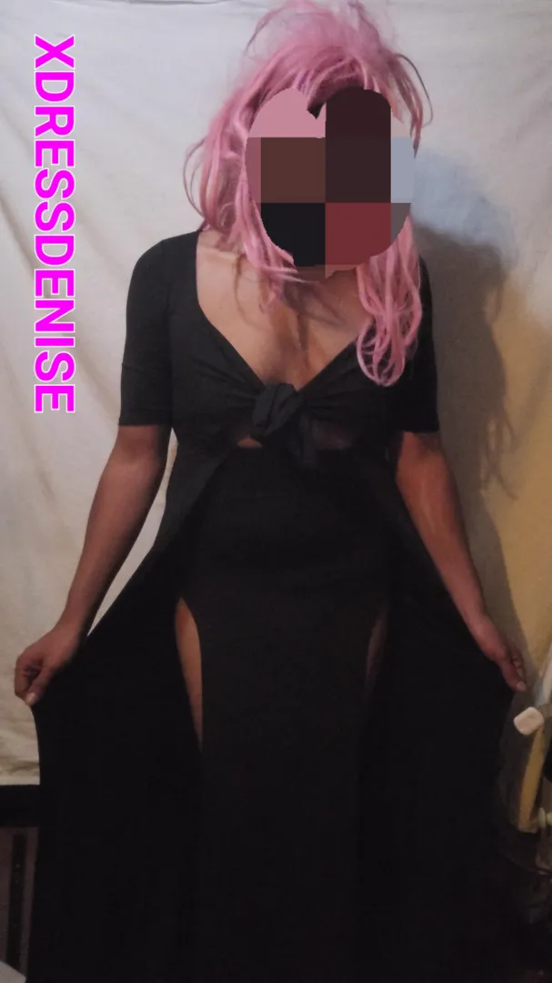 Every morning I zip up my boy clothes over my pretty bra and thong. By evening, I'm aching to rip them off and twerk like the slut I really am. The duality is intoxicating. ♠️