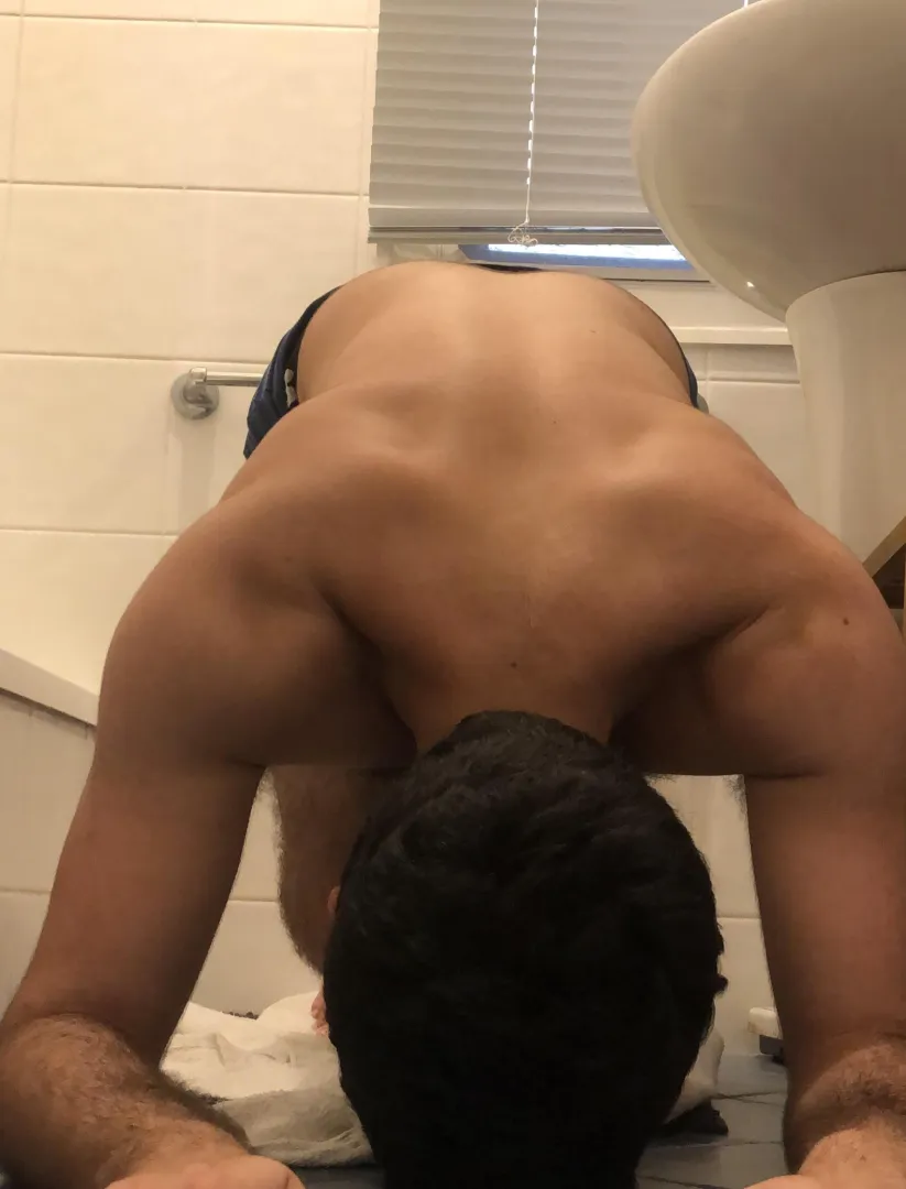 Every woman seeing this deserves worship