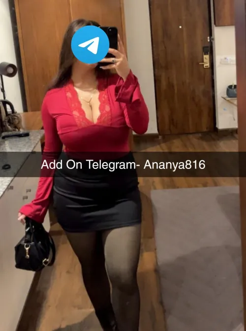 (F) 22, thick college girl feeling bored and up now for fun!