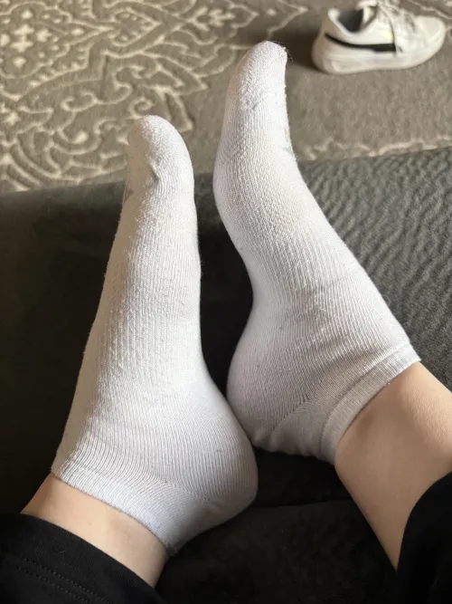 [F] feet up for a short break