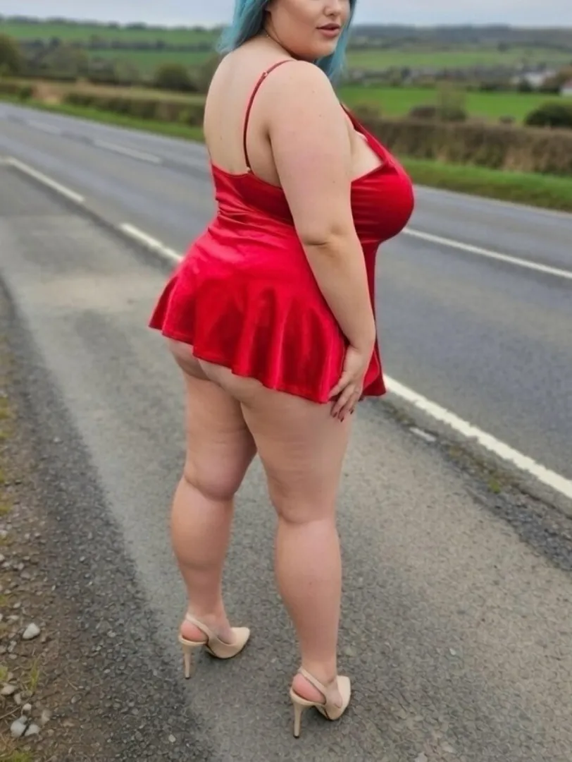 (F) Let me know if I interest you! UK Hotwife…