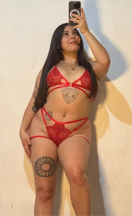 (F19) Bin nicht hübsch.. aber zum ficken und liegen lassen genug 