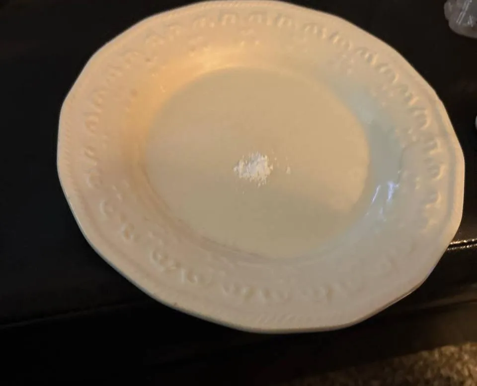 F28 high on coke all day who’s down let’s have some fun on cam or irl