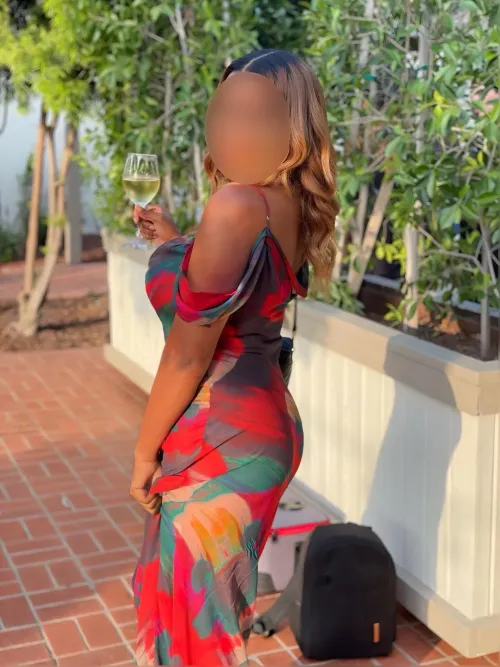 [F30] [F4FM] [Lincoln Square] - Seeking kinky couple or experienced bull partner