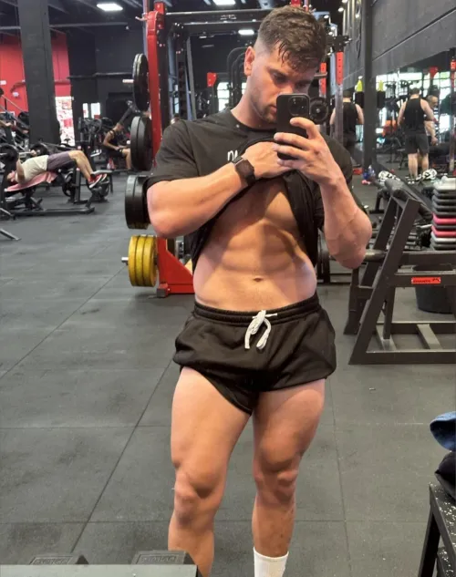 Fake or bulge? So so I think