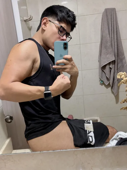 Feel my power today, Friday of fun!