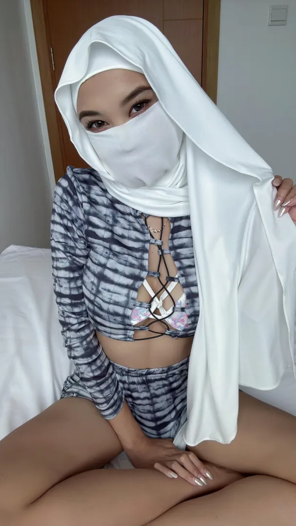 Feeling adventurous and seductively sinful [F]