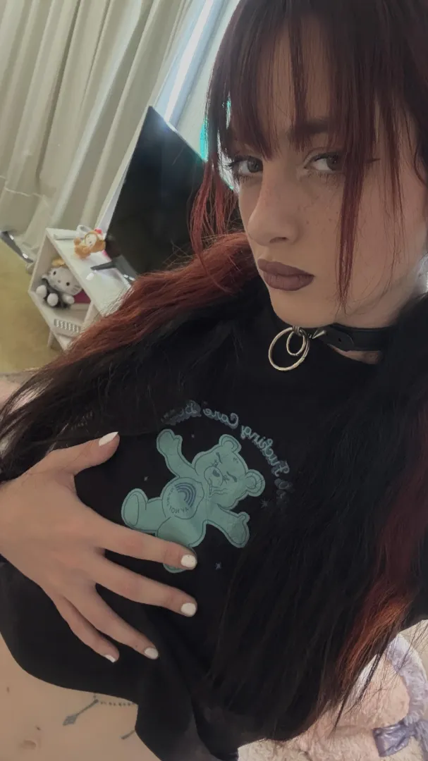 Feeling buzzed and horny, who’s around? hmu on lg: >>Iunarumes<<