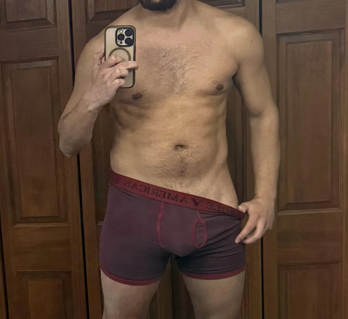 Feeling good after the gym. Ignore my weird grip