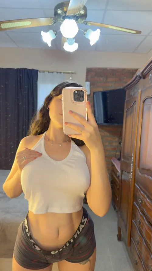 Feeling myself in this tank top