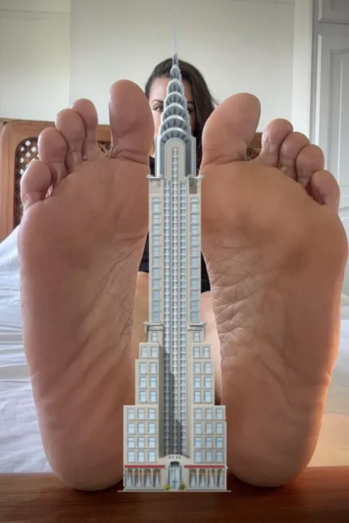 Feet as big as a building 