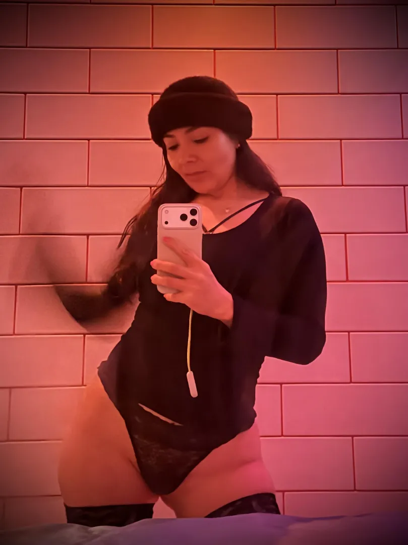 [F]Hot and horny in Mtl