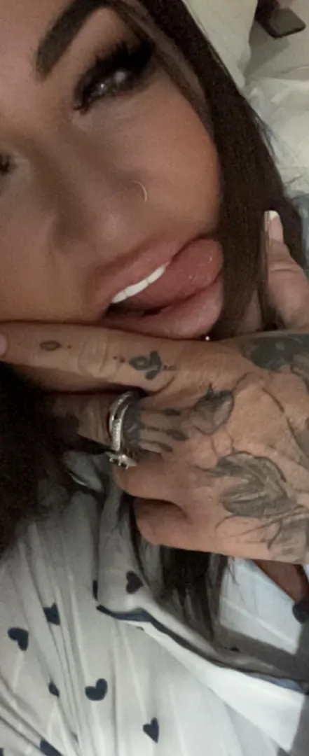 First customer review received tonight and I'm one happy girl. [Selling]