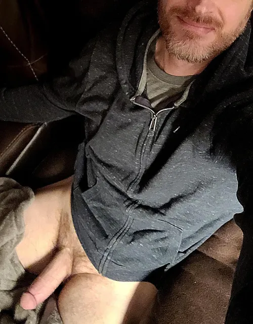 First time making a post from my truck [42]