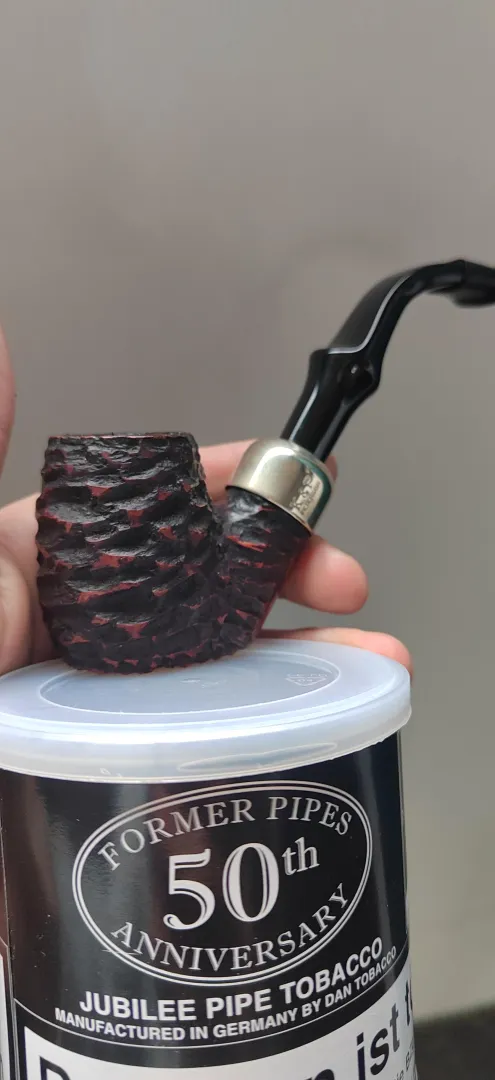 First time trying a blend containing the fabled Syrian Latakia