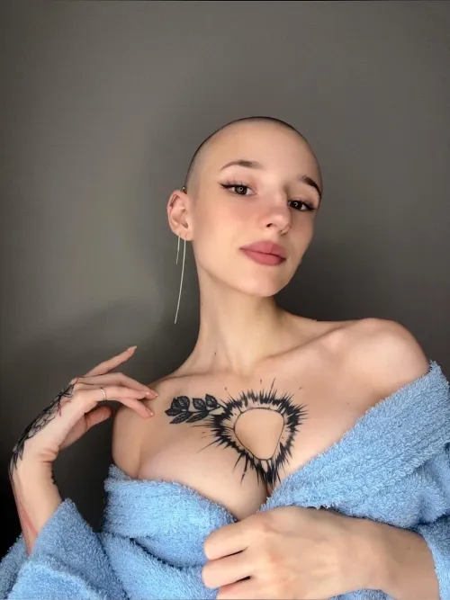 fresh goth babe after shower