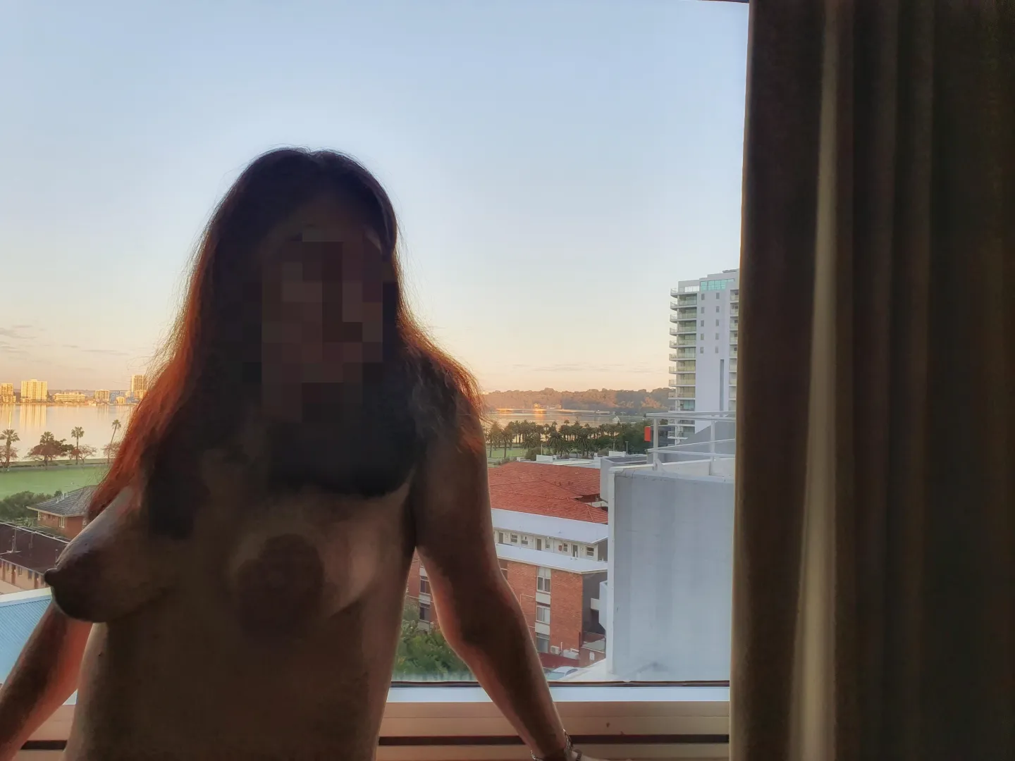 (F)riday. Almost time for a weekend flashing event! Any suggestions for scenic spots to take some photos?