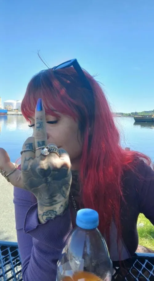 Frizzy hair don’t care