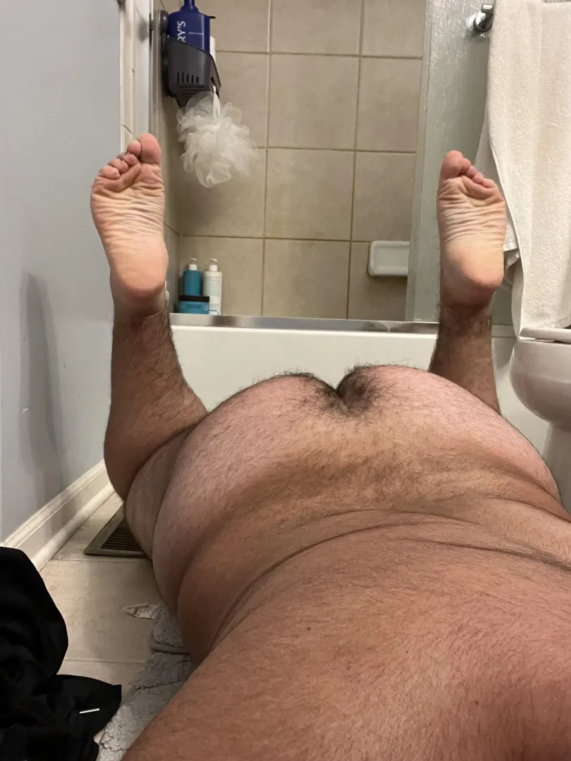 Fuck or suck my soles?