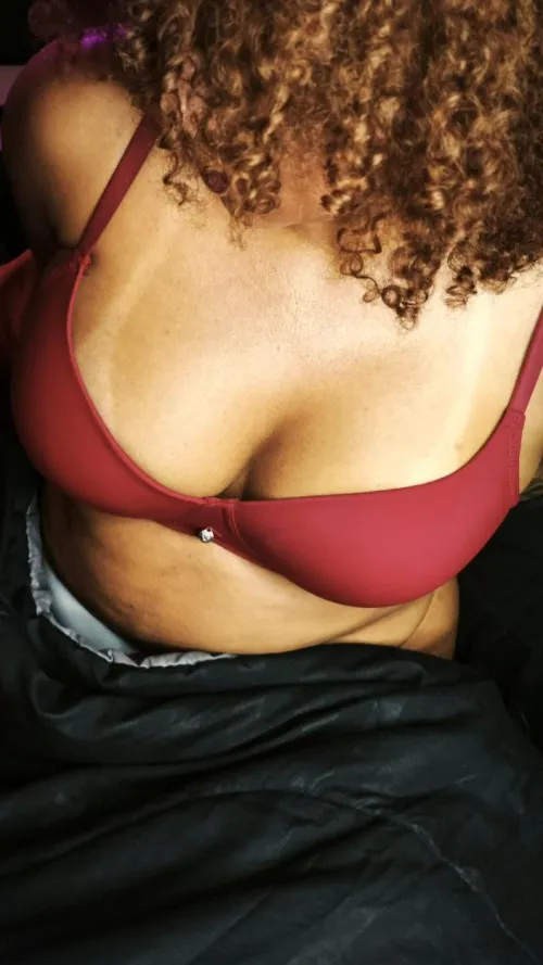 fuck this milf body all night ?