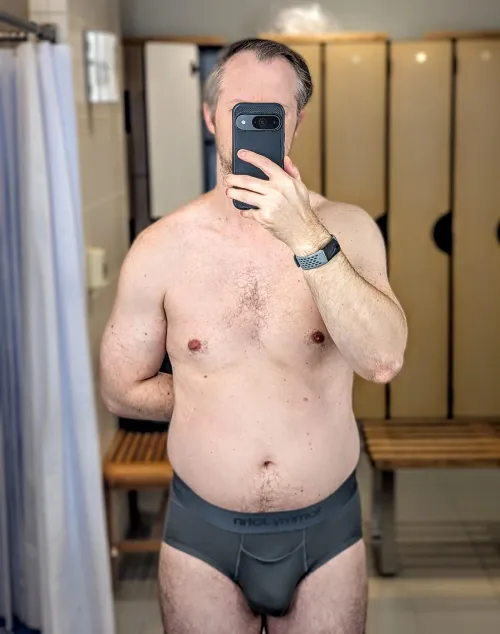 Fun surprising guys at the gym with briefs