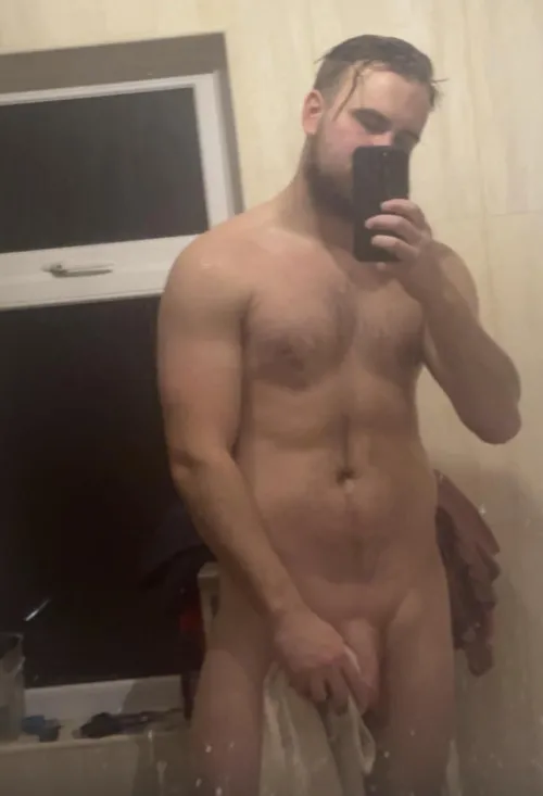 [GBR] (Liverpool) #north 26 male looking for regular hookup +hosting