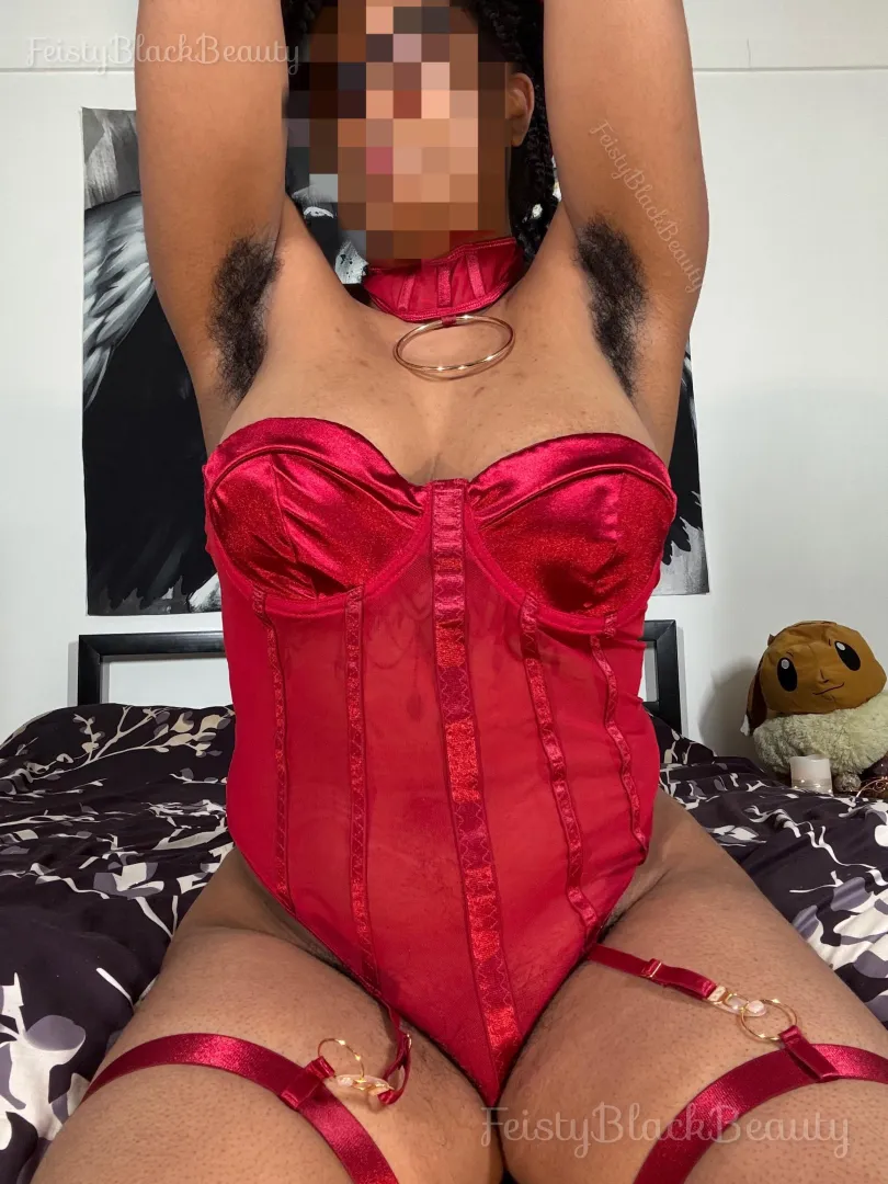 Get a whiff of my hairy pits