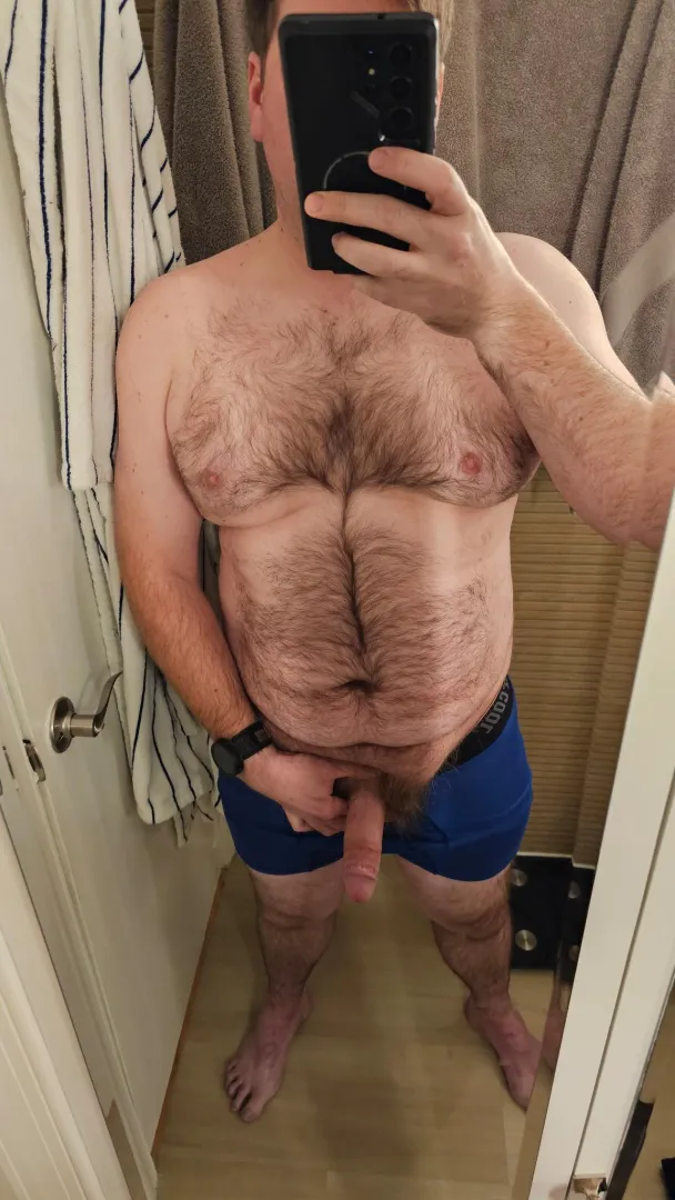 Getting ready for work and wondering if someone would like this dad bod (35)