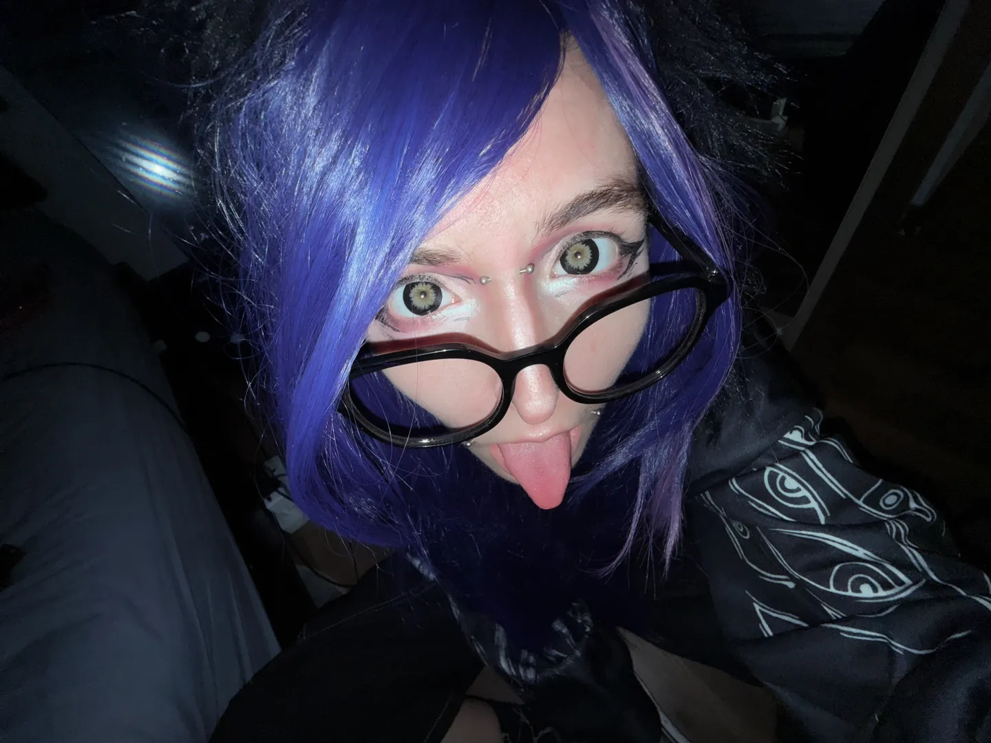 glasses for more style and sexiness