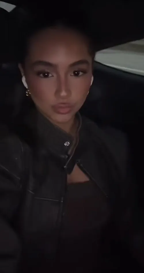 good boys obey their goddess and send without being asked