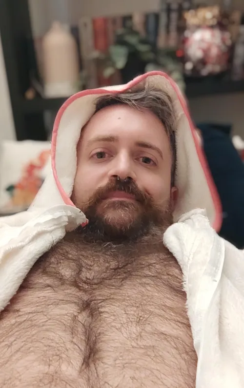 Good evening everyone! I'm new here! Happy Tuesday!