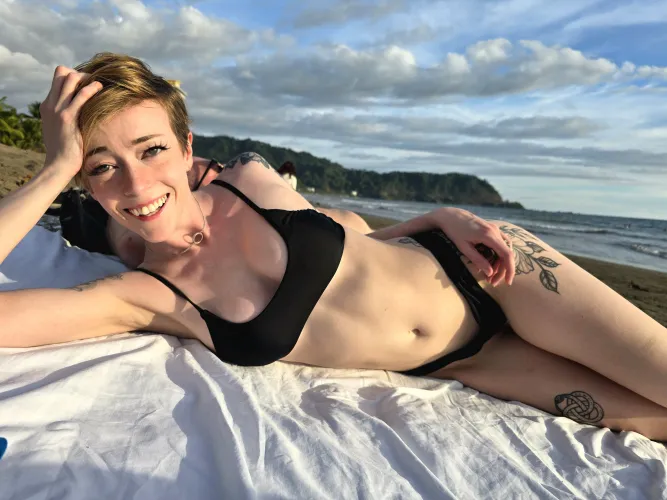 Good morning! Do your affirmations today!✨ 50% off XXX OF  daily posts, no chatters, & truly exclusive content  Piss stuff on Fansly  Talk dirty with me on Sextpanther links in comments 