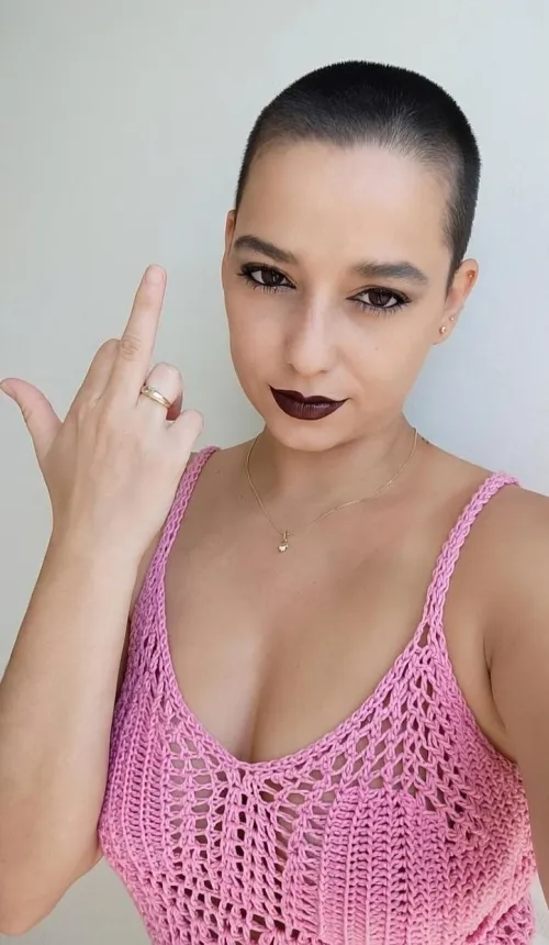 Good morning findom! Just another day of being paid to be pretty