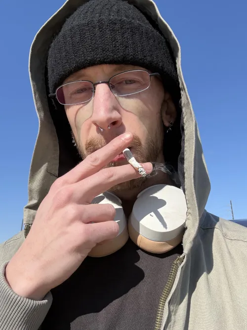 good morning kiddos, don’t forget to smoke today