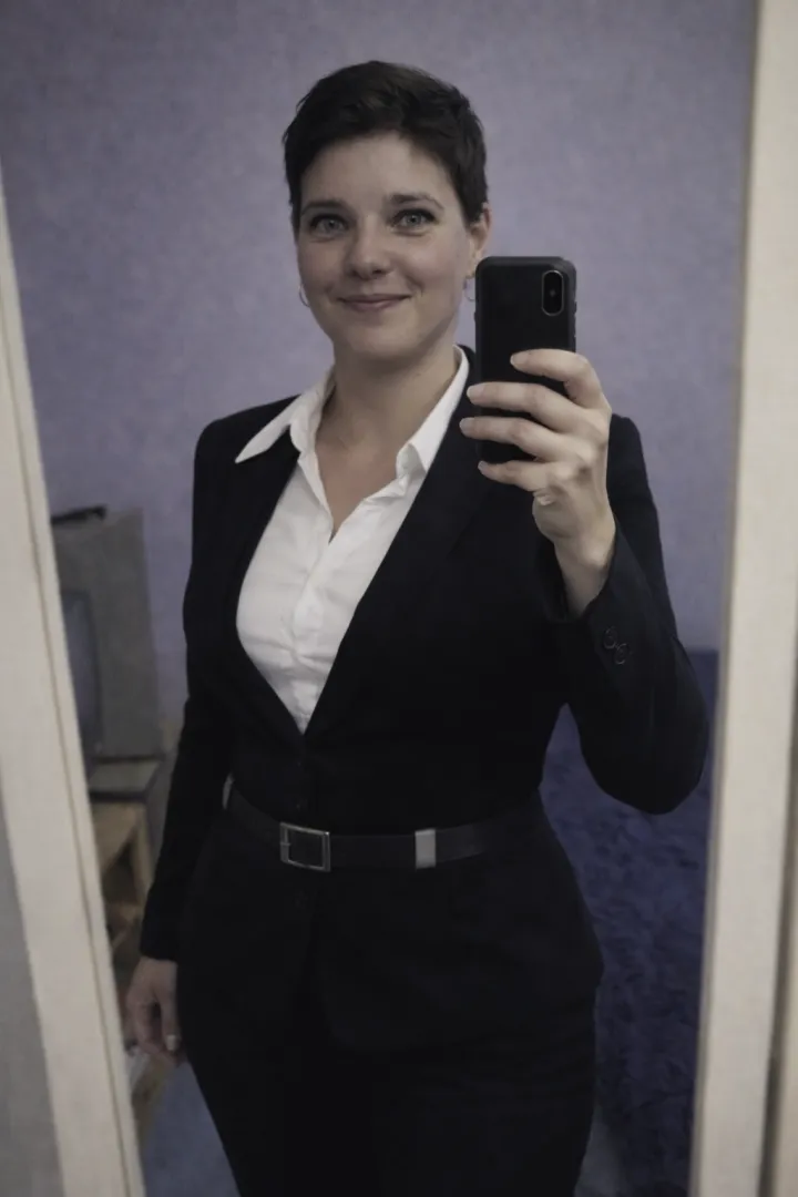 Gotta love reception desk day, [Return Our 3P Tools/Apps]