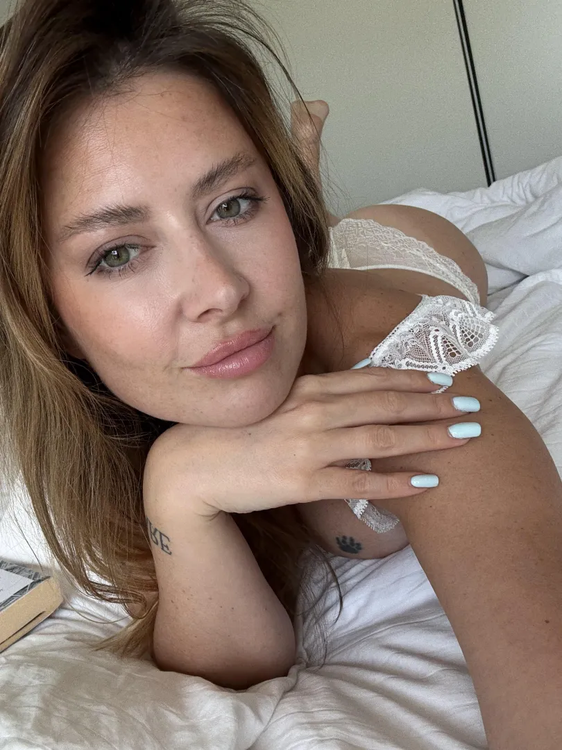 Greetings on a boring Friday evening in Germany